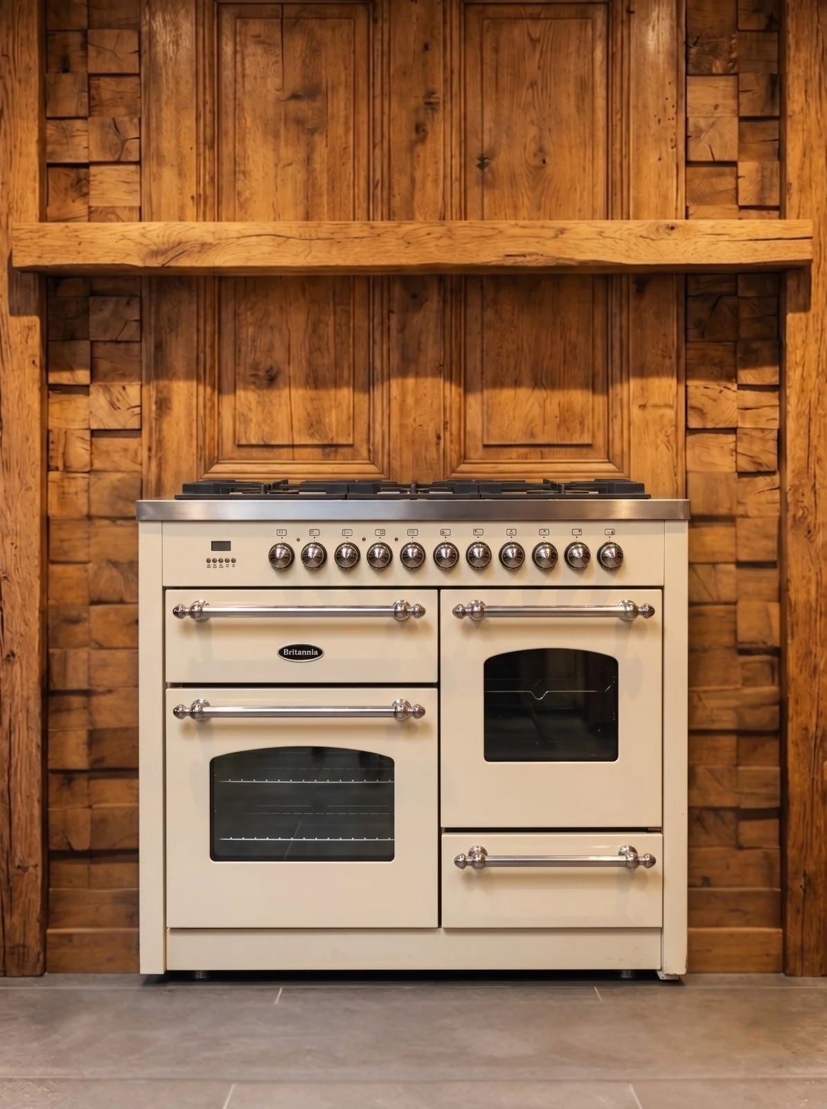 Britannia Fleet 110 cm fornuis — Oud Wit met chroom, foto 1 van 5