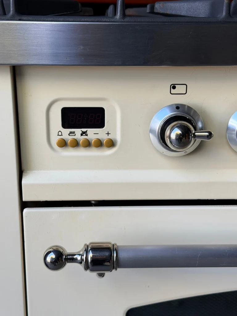 Boretti 6 pits oud wit fornuis 90 cm met wokbrander — foto 3 van 5