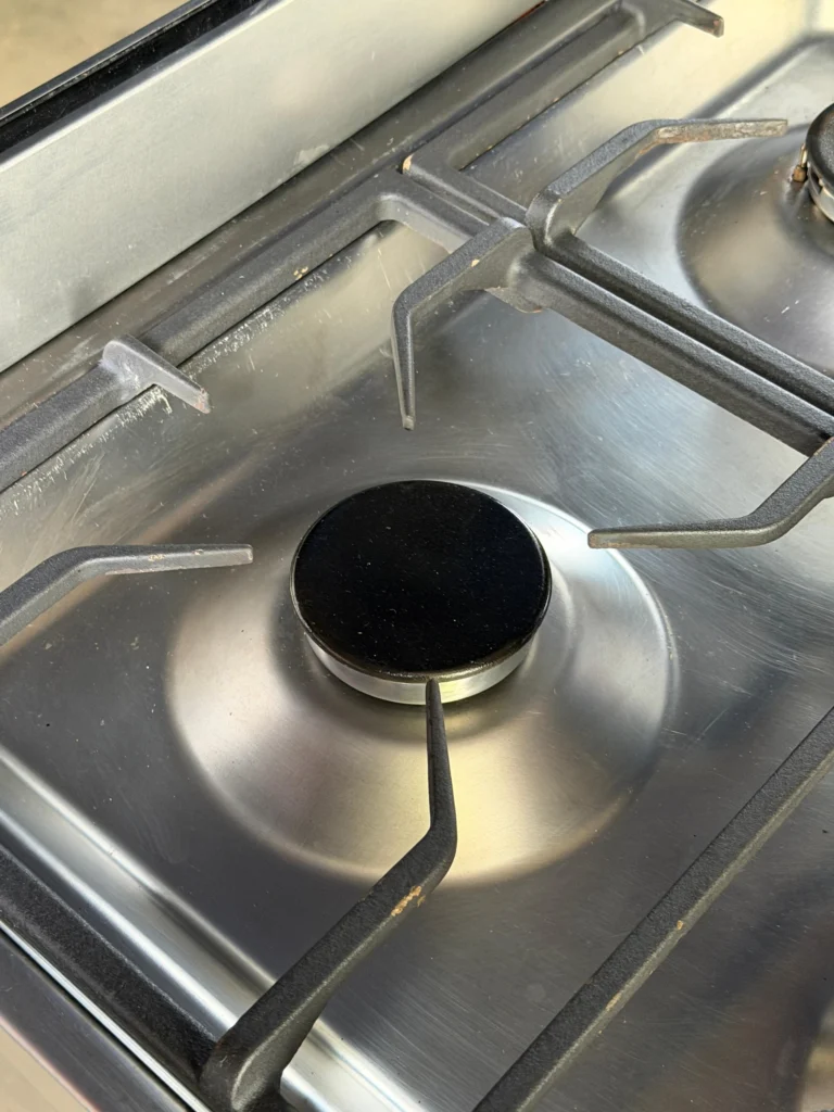 Smeg fornuis RVS 60CM met 4 pits — foto 2 van 3